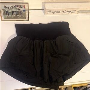 Black free people movement shorts
